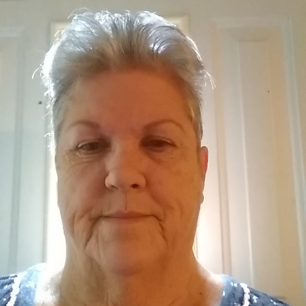 Meet your Posher, Evelyn